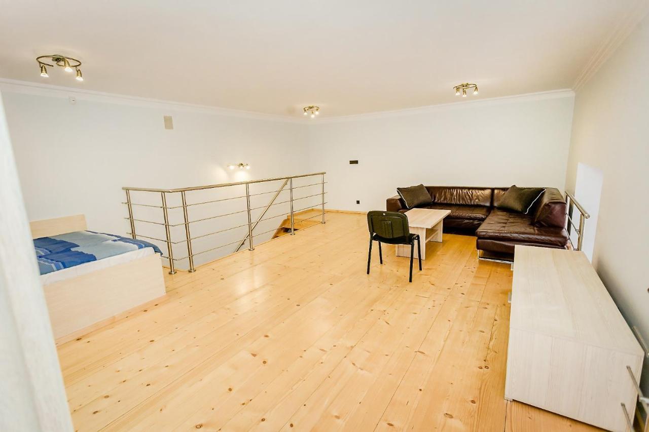 斯塔洛瓦沃拉Apartament Stalowa公寓 外观 照片